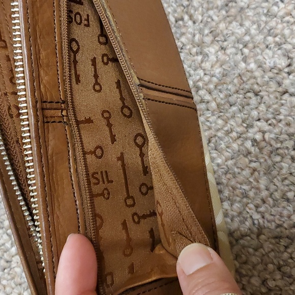 Fossil Wallet - Picture 7 of 14